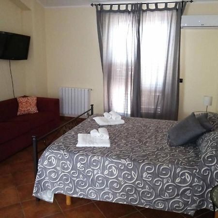 Gli Ulivi Dell'Etna Hotel Linera Bagian luar foto